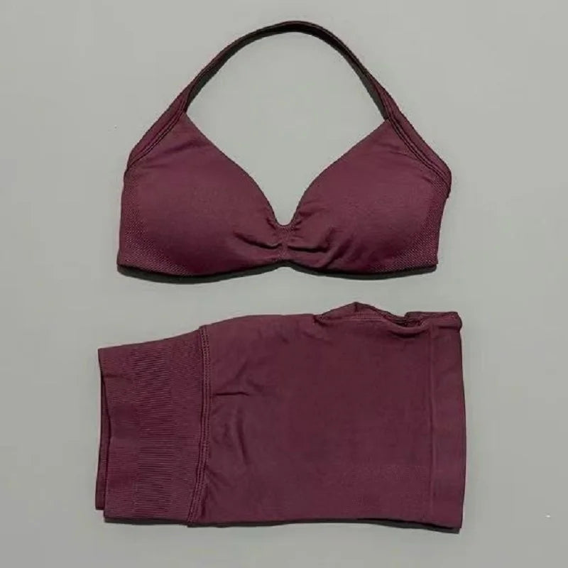 Sculpted Seamless Strappy Performance Set
