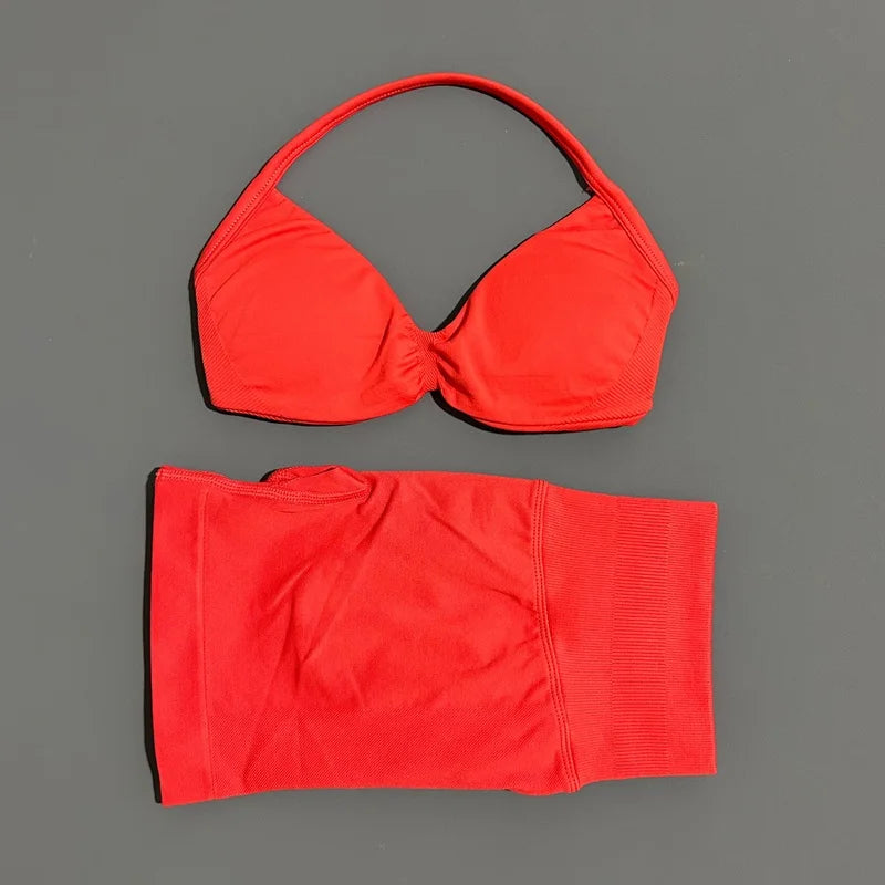 Sculpted Seamless Strappy Performance Set