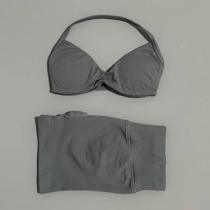 Sculpted Seamless Strappy Performance Set