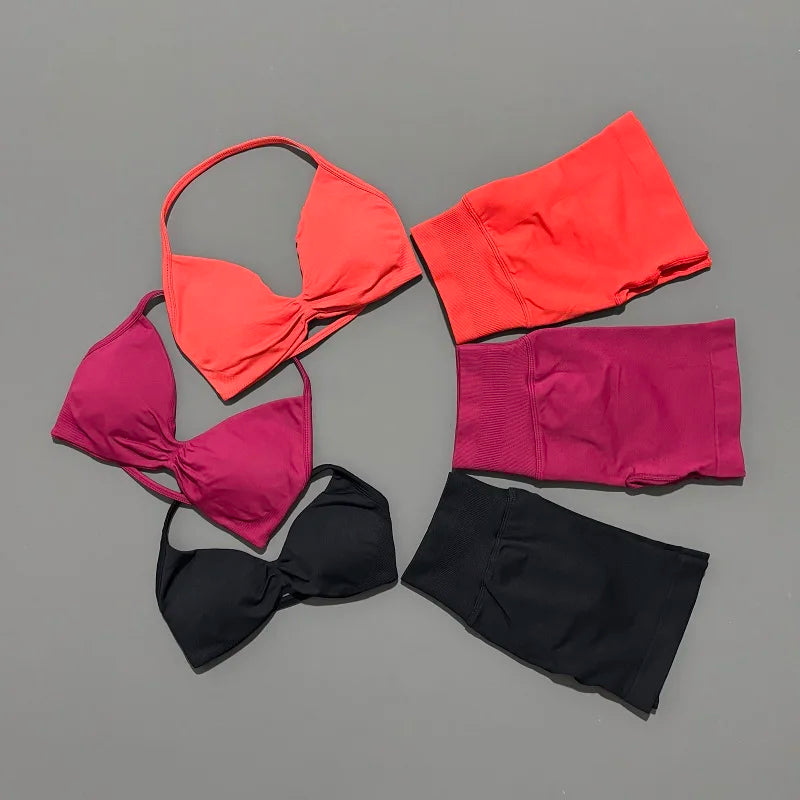 Sculpted Seamless Strappy Performance Set
