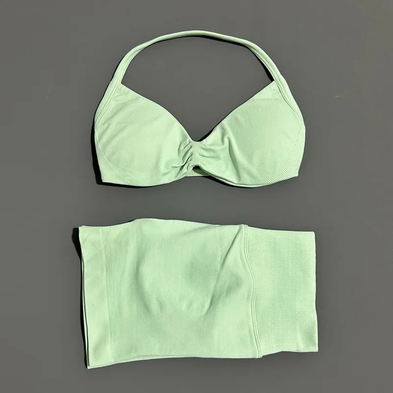 Sculpted Seamless Strappy Performance Set