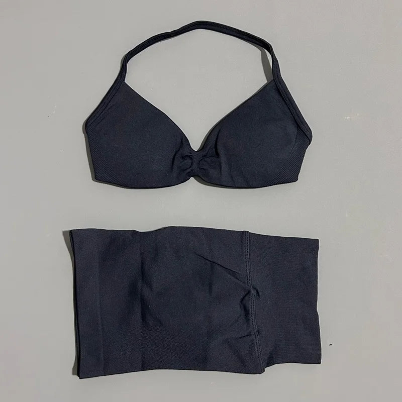 Sculpted Seamless Strappy Performance Set