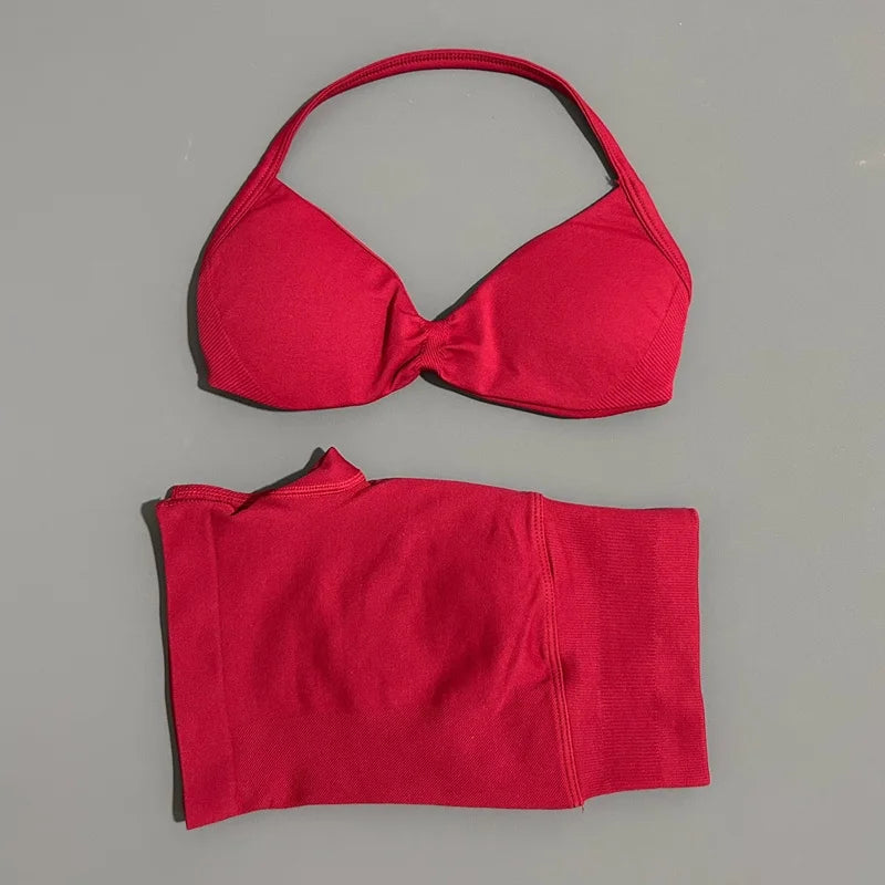 Sculpted Seamless Strappy Performance Set