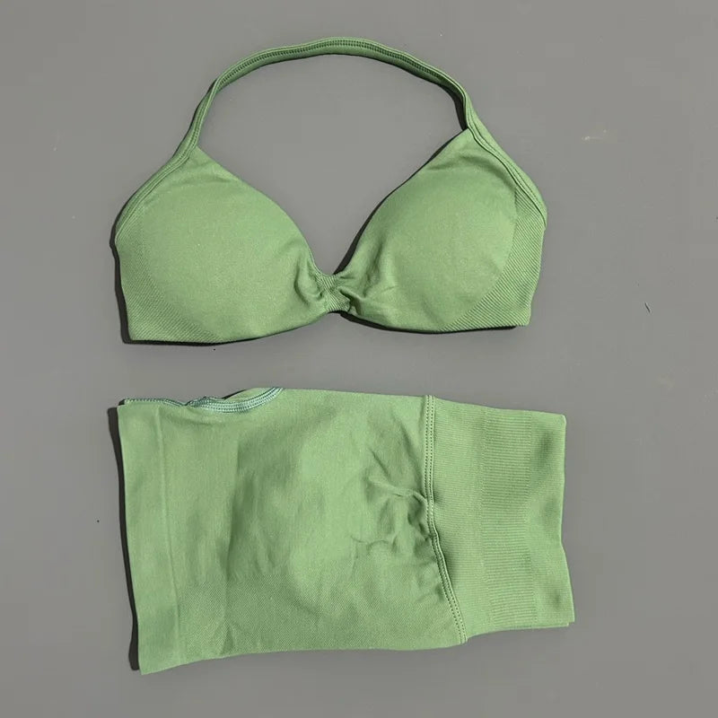 Sculpted Seamless Strappy Performance Set