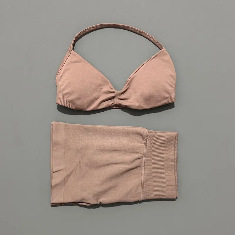 Sculpted Seamless Strappy Performance Set